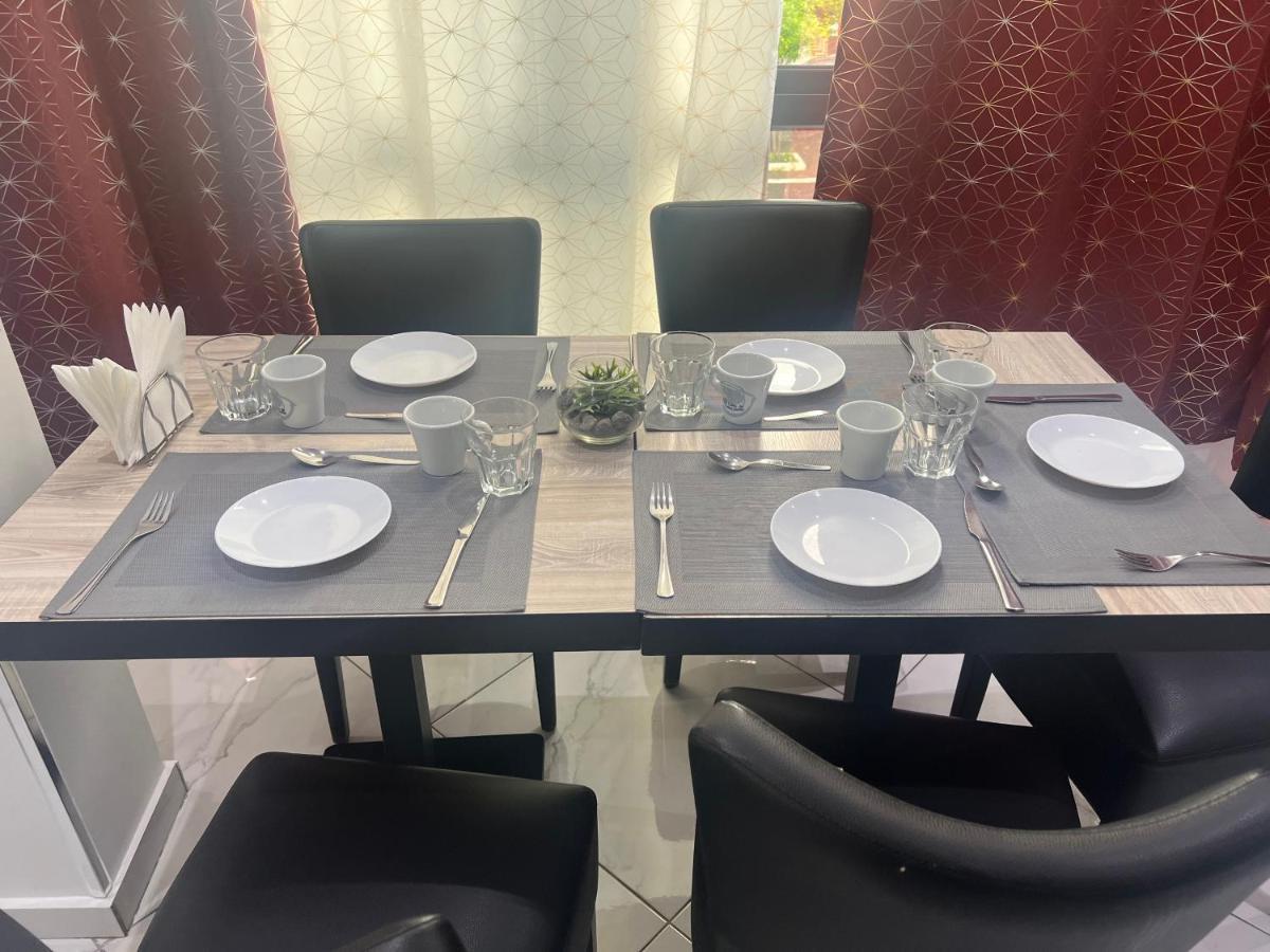 מלון טאראפל Residencial Santo Amaro מראה חיצוני תמונה